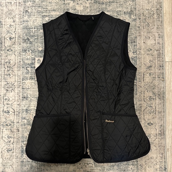 Barbour Fleece Betty Quilted Black Vest - Picture 2 of 3